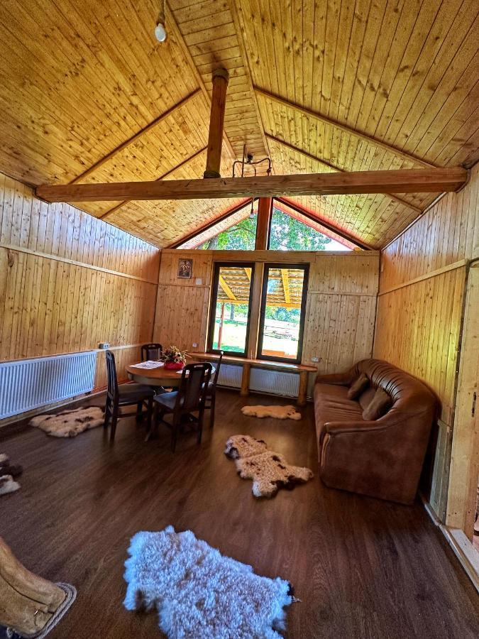 Casuta Din Stejari-Transalpina Villa Novaci-Straini Ngoại thất bức ảnh