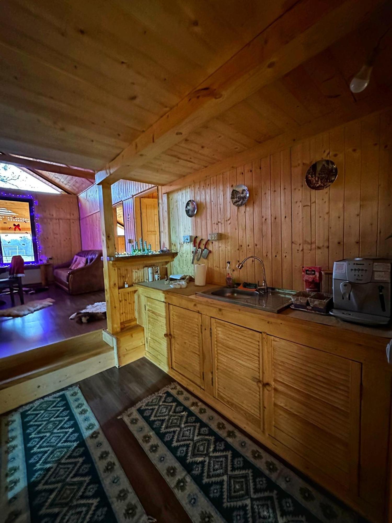 Casuta Din Stejari-Transalpina Villa Novaci-Straini Ngoại thất bức ảnh
