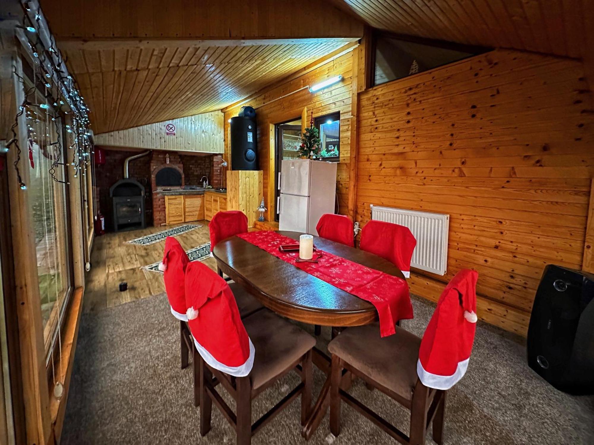 Casuta Din Stejari-Transalpina Villa Novaci-Straini Ngoại thất bức ảnh